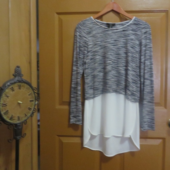 Black & White Tops - White House Black Market Top